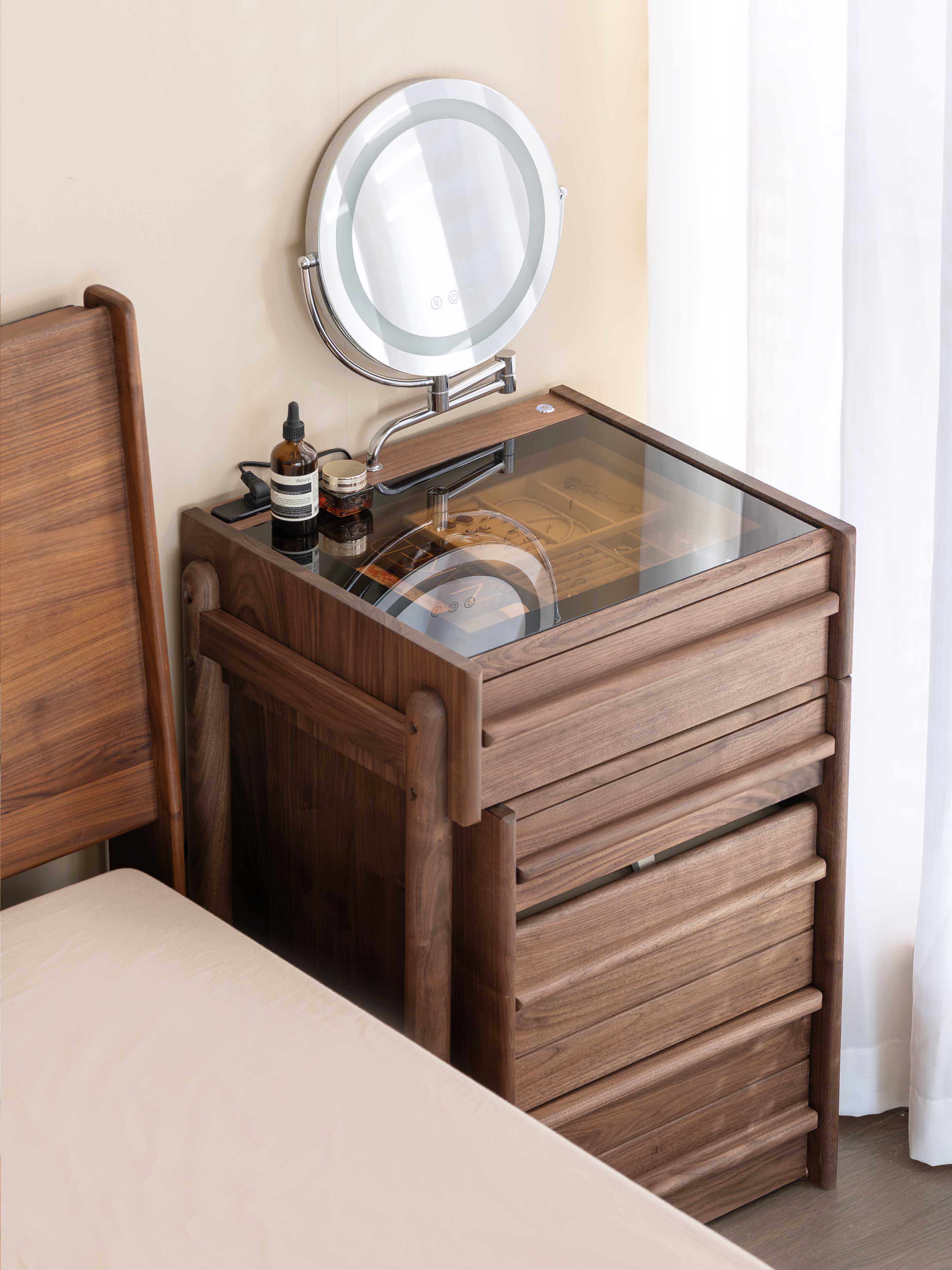 furniture design ，Dresser design，Black walnut furniture，Solid wood furniture，Original design，Residential Furniture，
