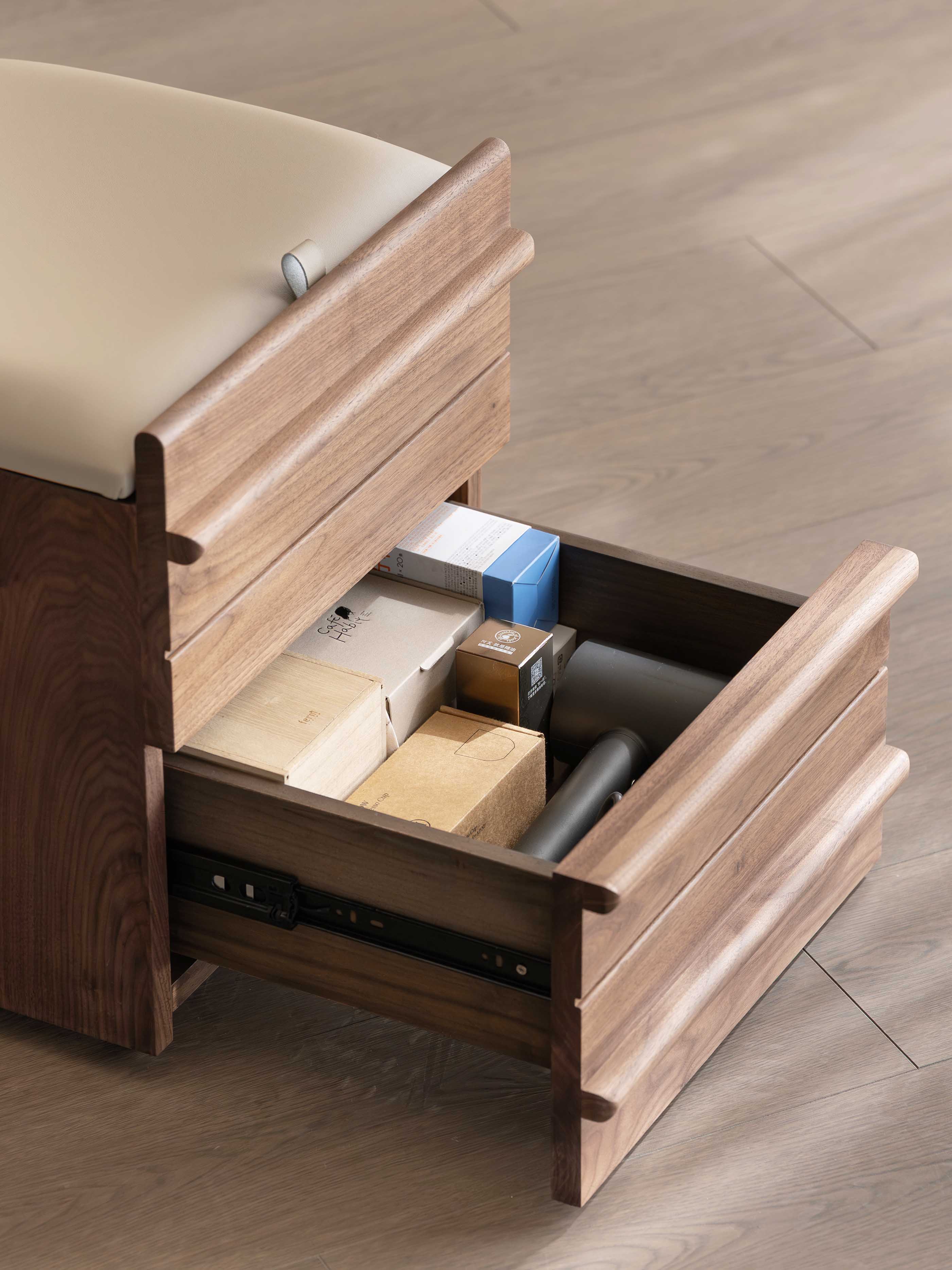 furniture design ，Dresser design，Black walnut furniture，Solid wood furniture，Original design，Residential Furniture，