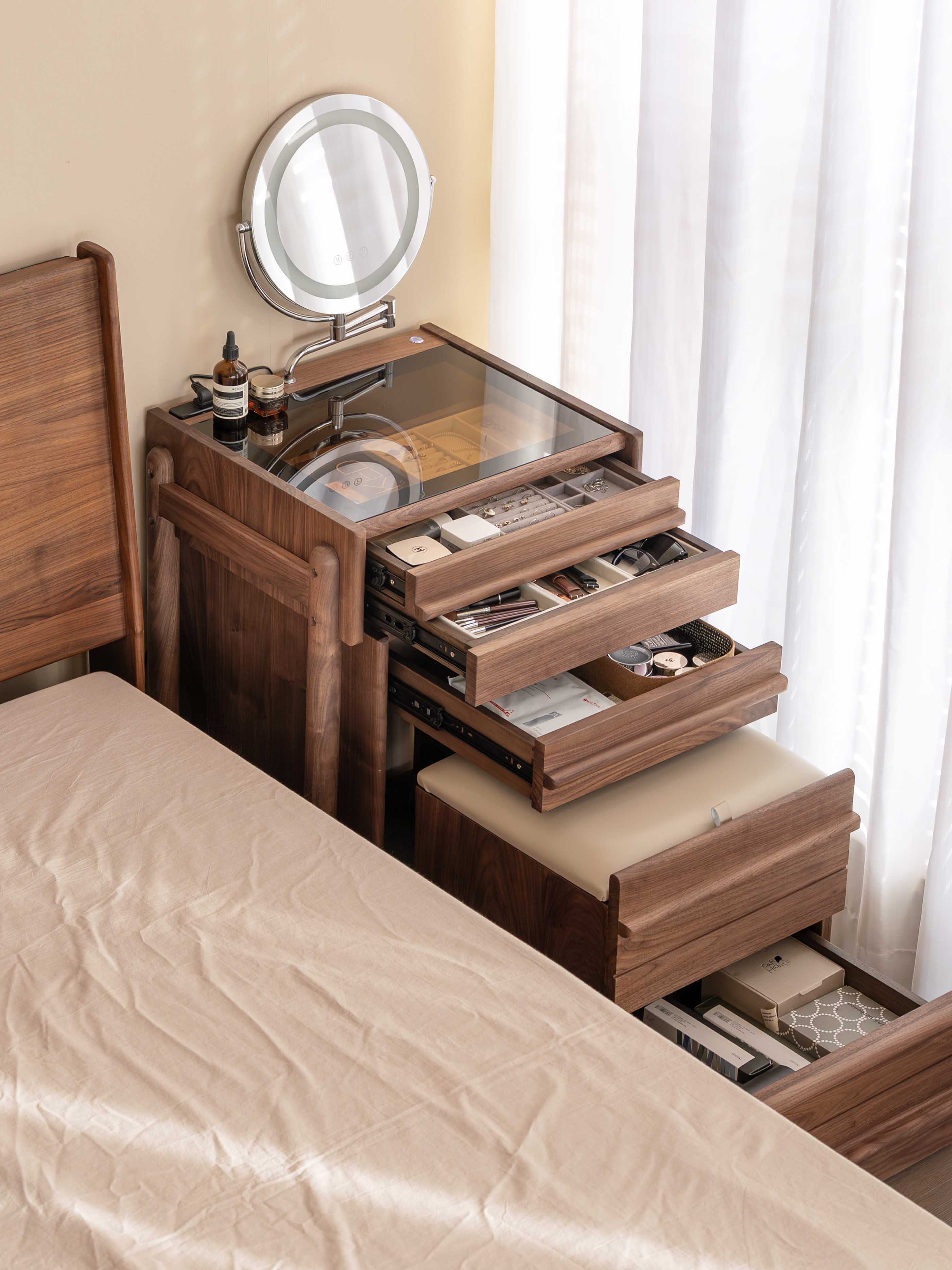 furniture design ，Dresser design，Black walnut furniture，Solid wood furniture，Original design，Residential Furniture，