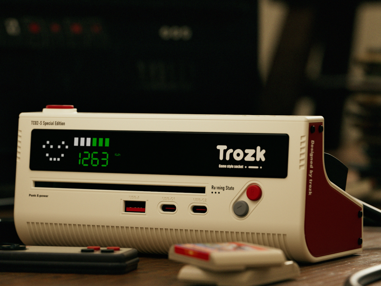 Red and white machine insert row，Game wind socket，Nostalgia E-sports，Desktop fast charge，