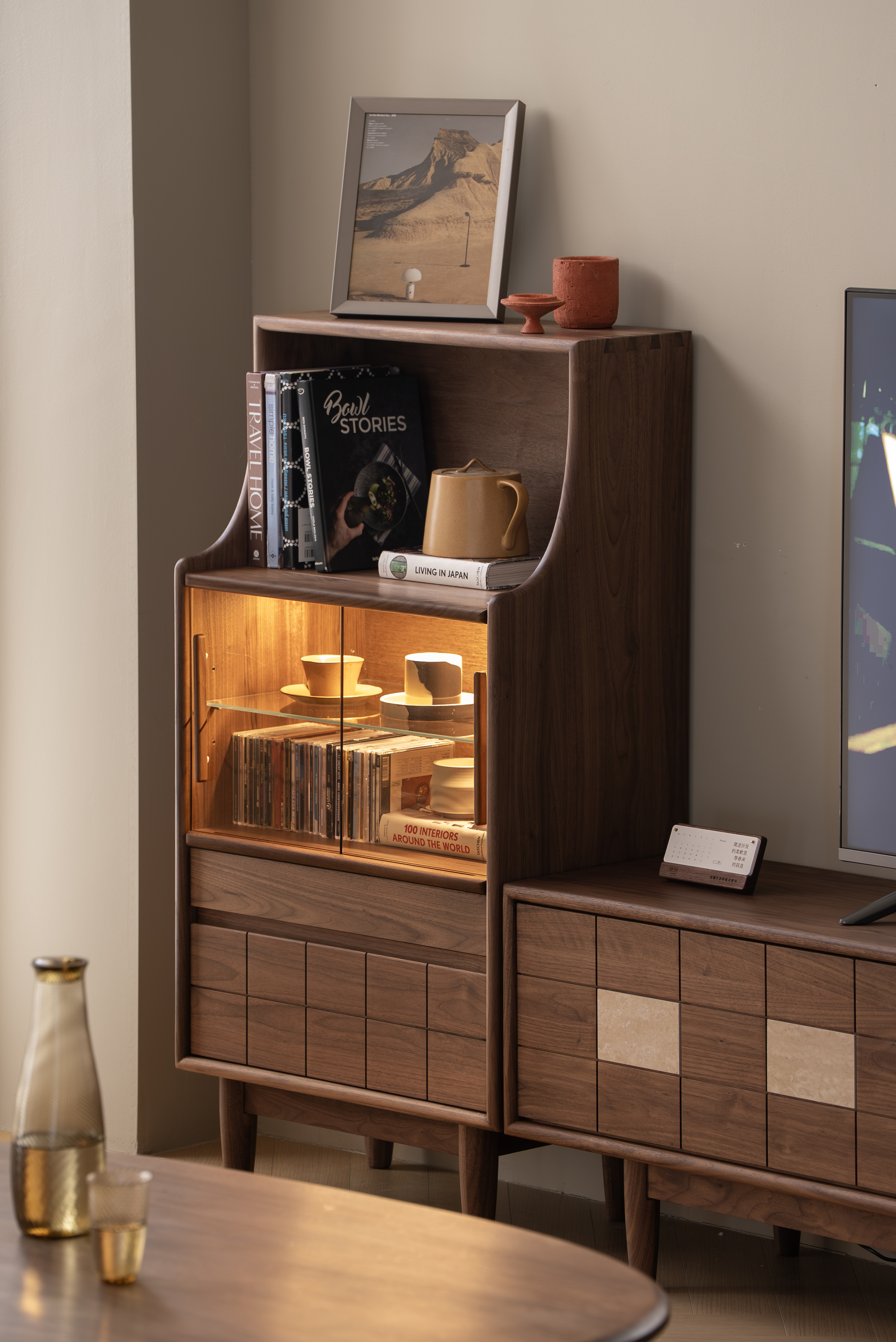 Original design，furniture design ，Residential Furniture，Solid wood furniture，Black walnut furniture，Side cabinet，