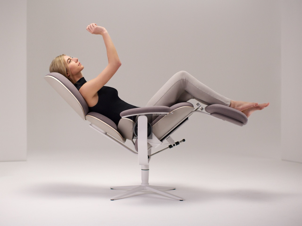 weightless recliner，Zero gravity，respiratory induction，meditation，Floatation，
