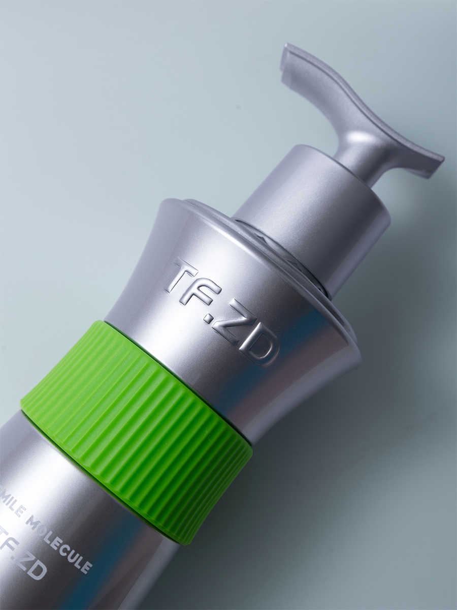 industrial design，industrial design，product design，product design，Shower Gel，Shower Gel，Washing and care products，Washing and care products，Fragrant body wash，Fragrant body wash，Open the door and see Xi Design Bureau，Brand design，Open the door and see Xi Design Bureau，Brand design，Healing，Healing，