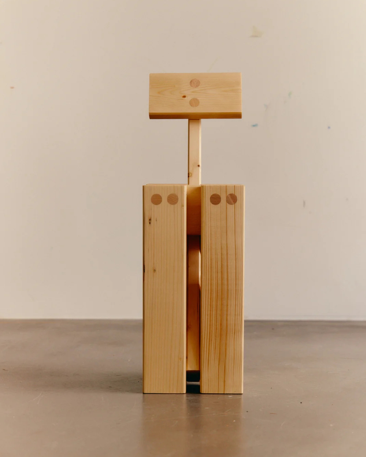 Children's Fun Furniture，Children's Fun Furniture，Solid wood seat，Contemporary design，Solid wood seat，Contemporary design，INDERGARTEN，Beech，INDERGARTEN，Beech，