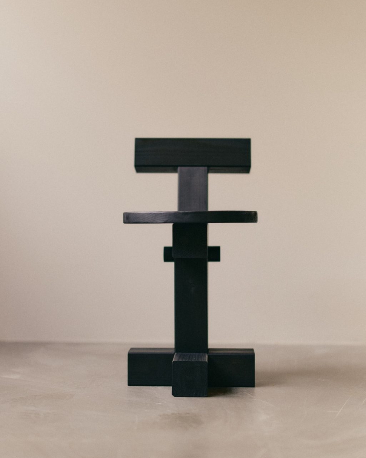 Children's Fun Furniture，Children's Fun Furniture，Solid wood seat，Contemporary design，Solid wood seat，Contemporary design，INDERGARTEN，Beech，INDERGARTEN，Beech，