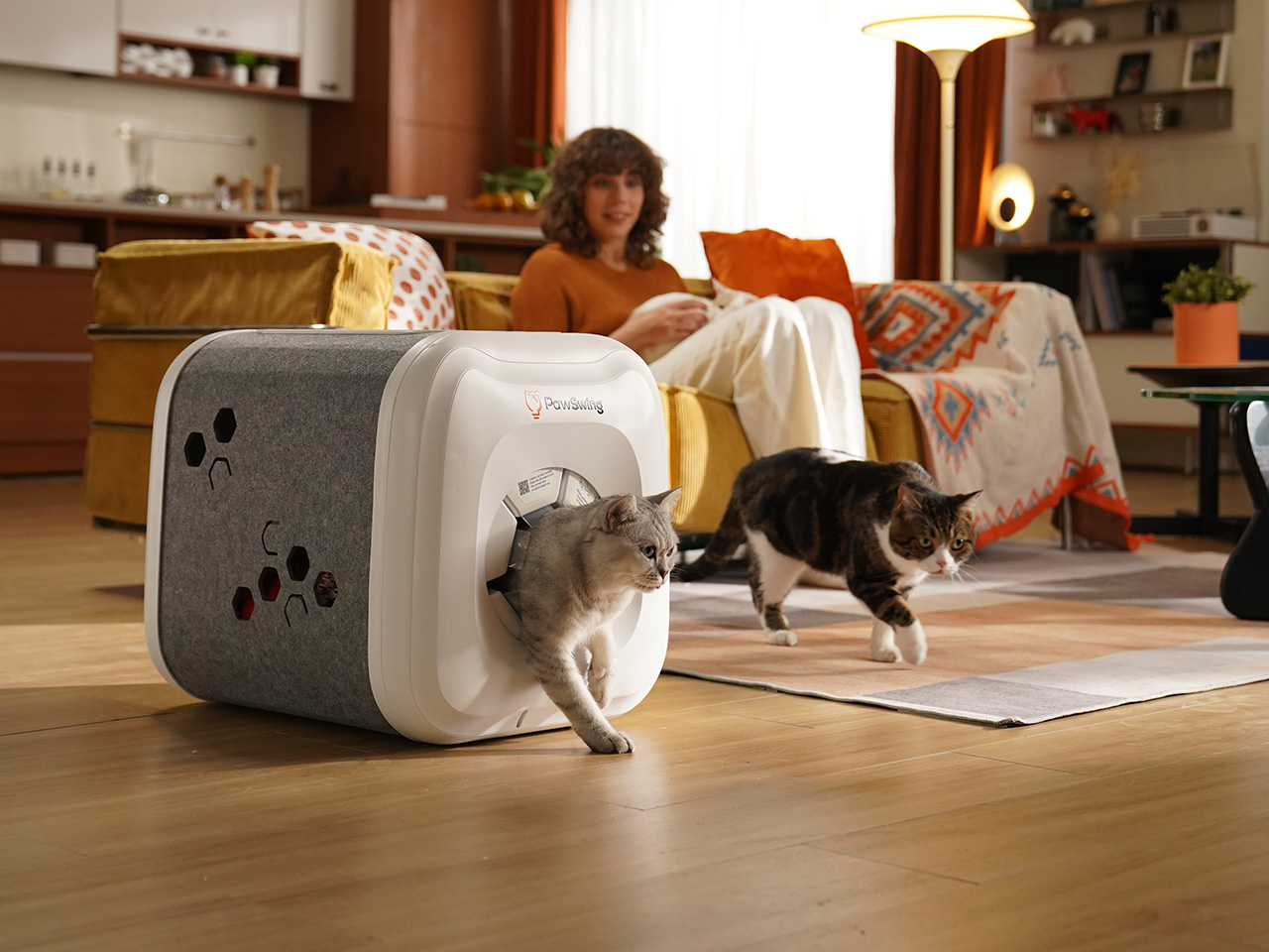 PawSwing Neo，Cat nest，Automatic combing，bionic cat tongue，Pet Beauty，