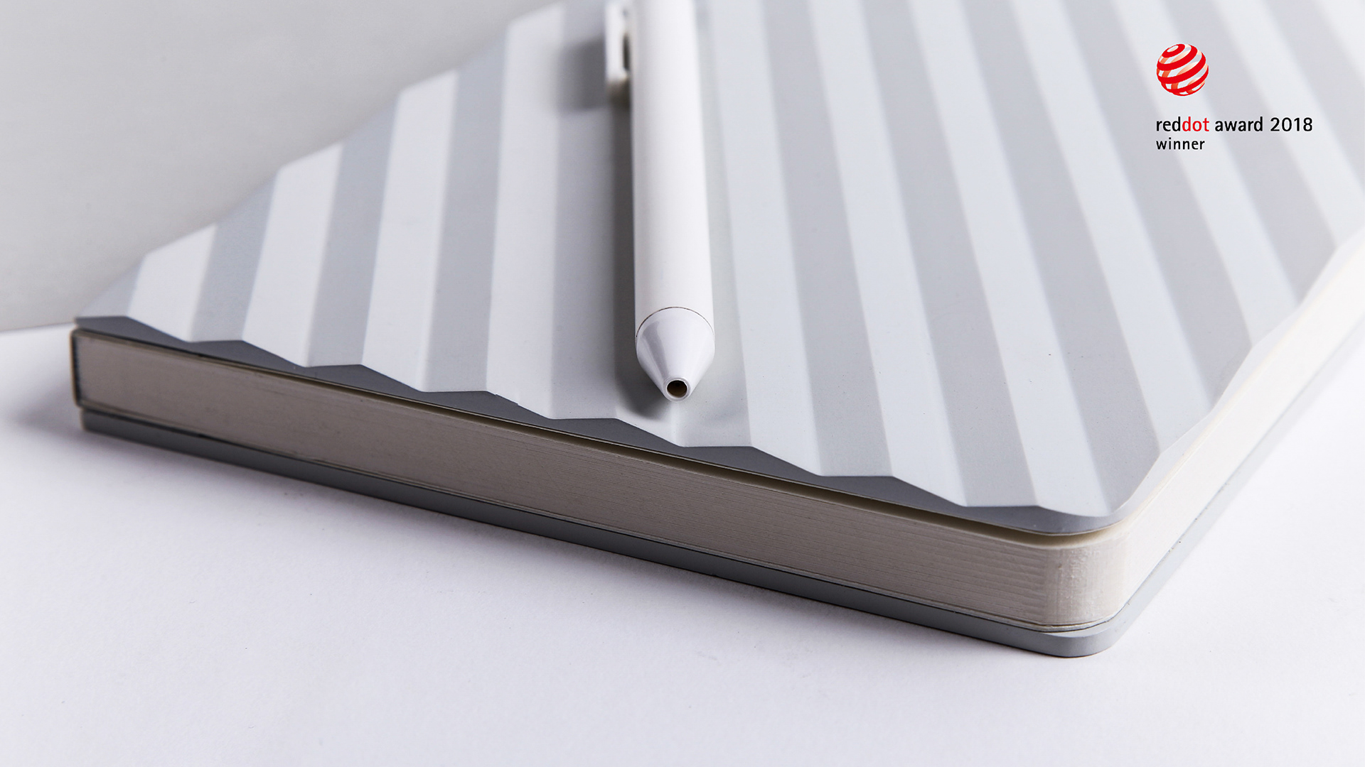 wall calendar，calendar，Desk calendar design，red dot，Wavy，Notebook design，Stationery design，