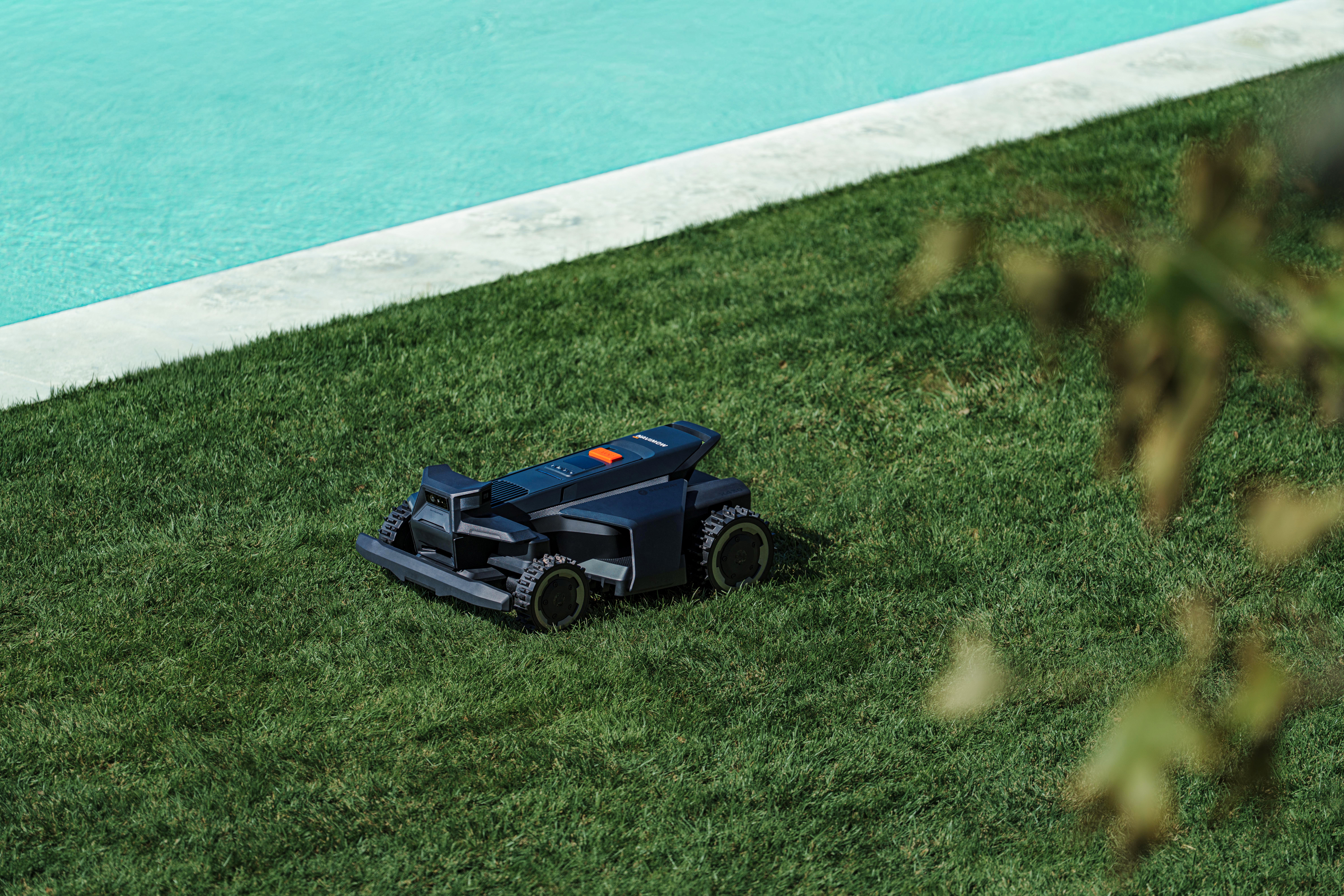 Lawn mower robot，Red Dot Award 2026，