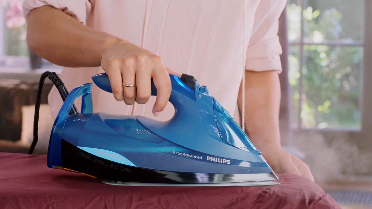 Steam iron，Philips，small home appliances，product design，2018if Award，