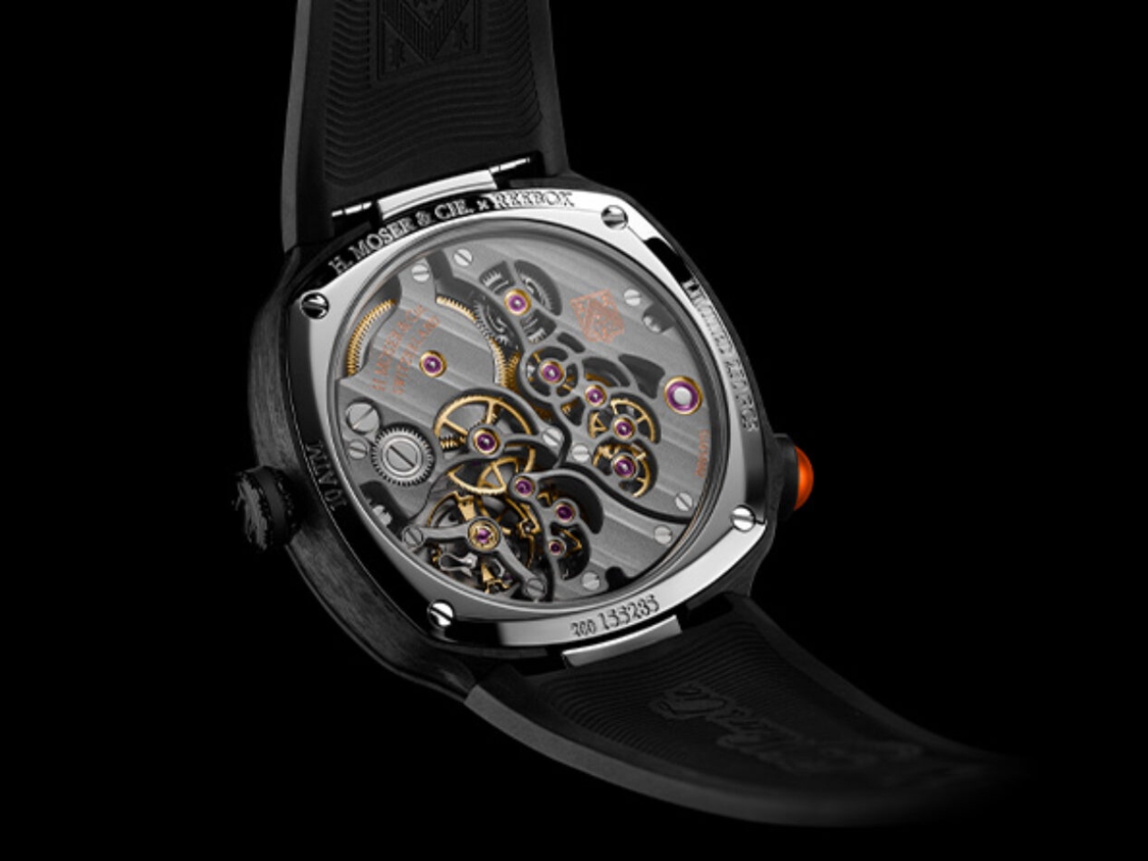 Streamliner Pump，Wristwatch，Wrist watch，Fashion products，