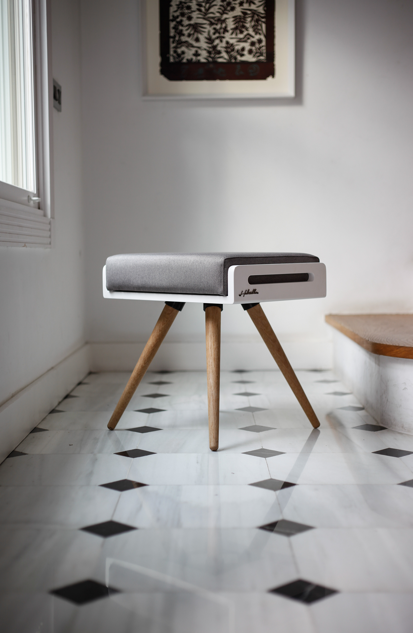 Northern Europe，Simplicity，cloth，White paint，wooden ，chair，furniture，