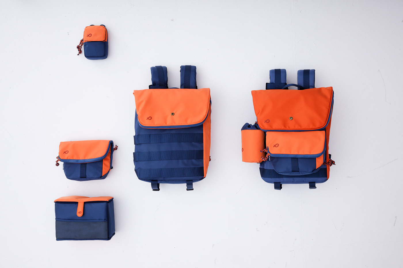 knapsack，orange，Backpack，blue，camera bag，