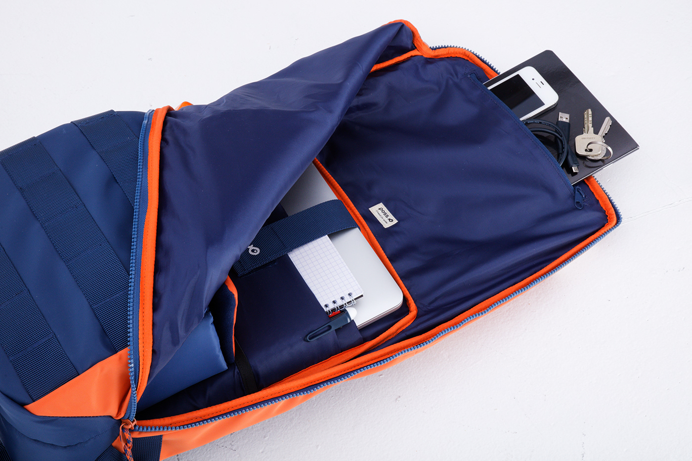knapsack，orange，Backpack，blue，camera bag，