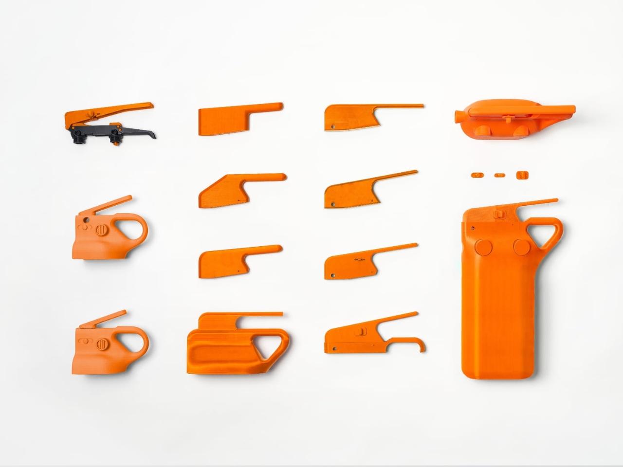 HERE，Fire Extinguisher，conceptual design，originality，