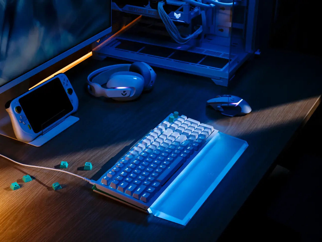 Logitech G512，Esports keyboard，Digital，Electronic equipment，