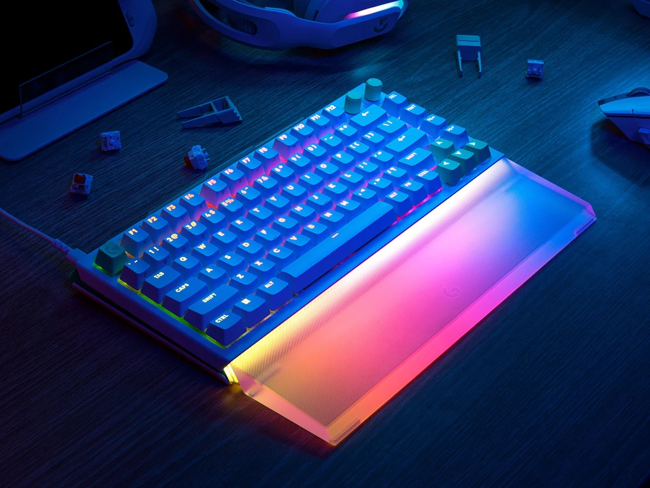 Logitech G512，Esports keyboard，Digital，Electronic equipment，