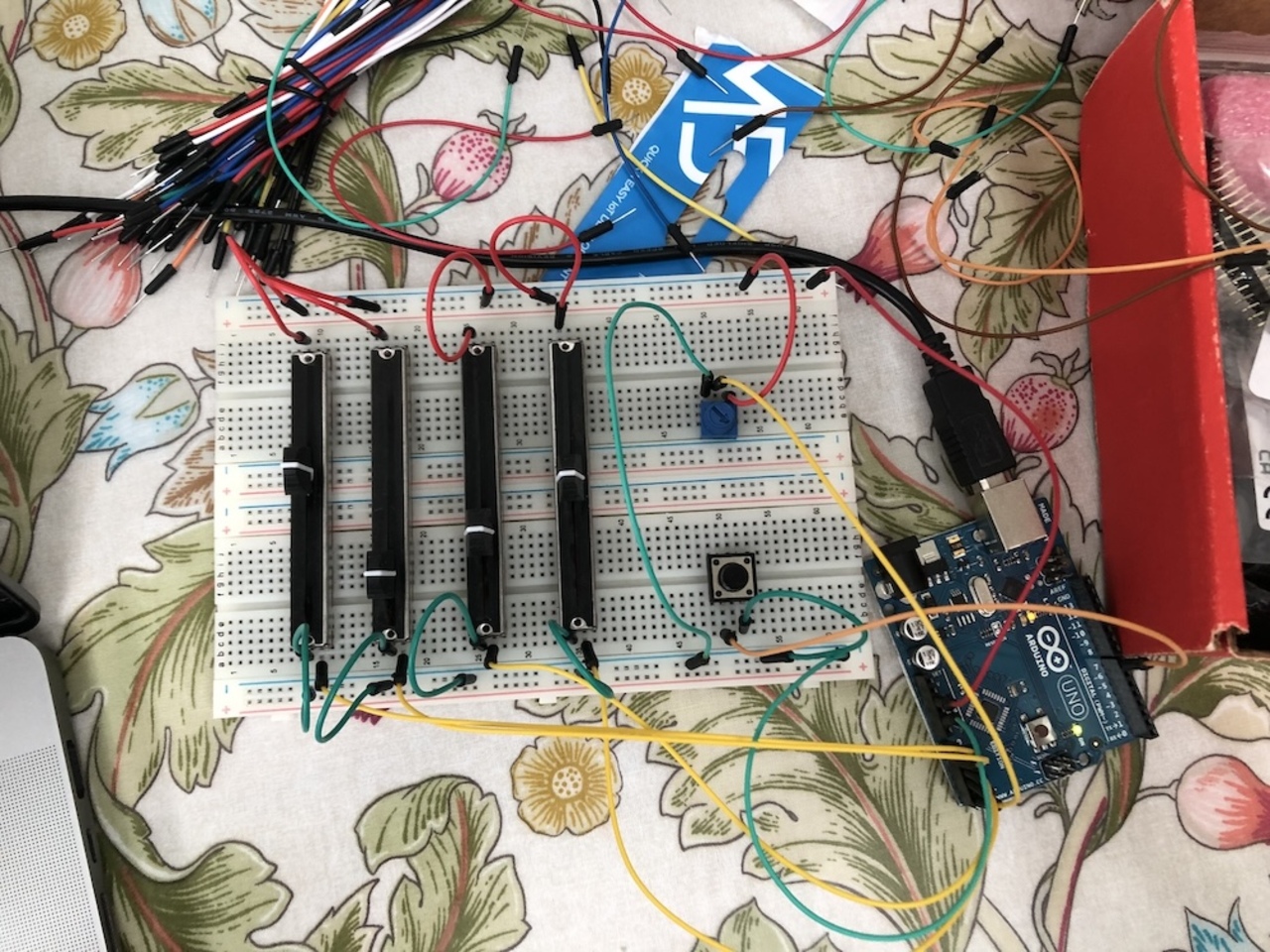 Children’s musical toys，diy，Synthesizer，4 Step Sequencer，Montessori Toys，