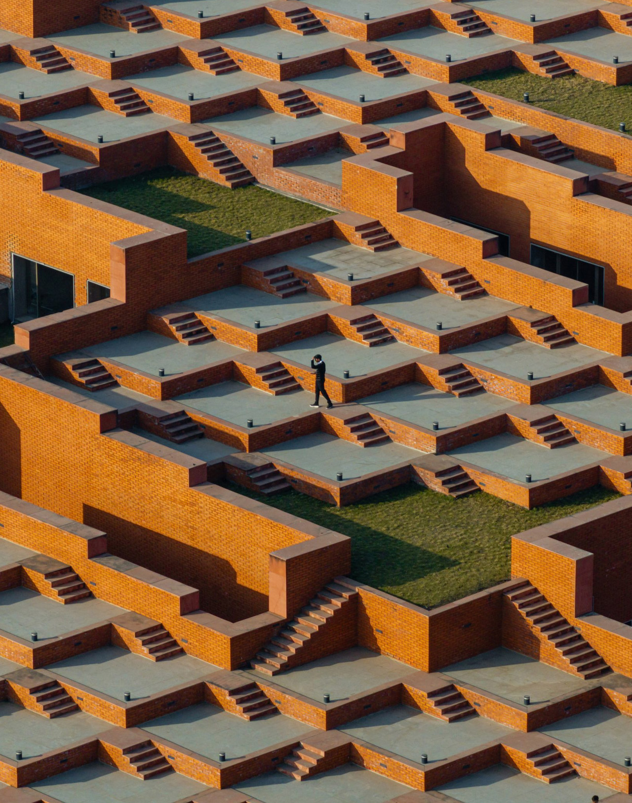 Architecture of India，stepped public landscape，climate response，Artistic atmosphere，