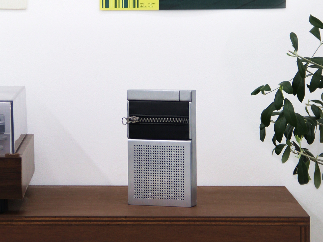 zip，loudspeaker box，zipper design ，Minimalist design ，originality，