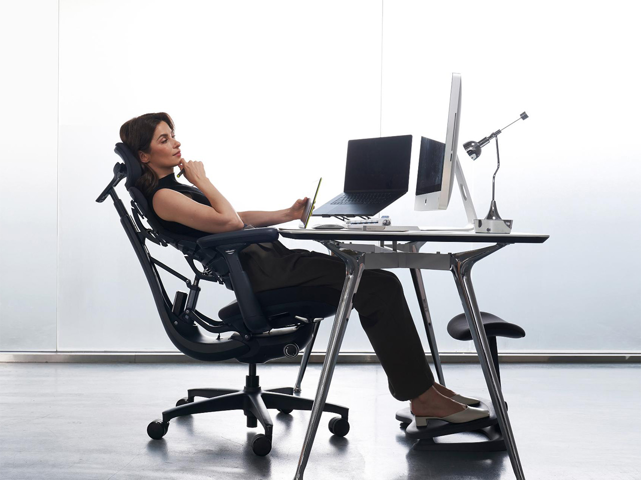 LiberNovo Omni，ergonomic chair，If design award，Dynamic support seat，Health Office，