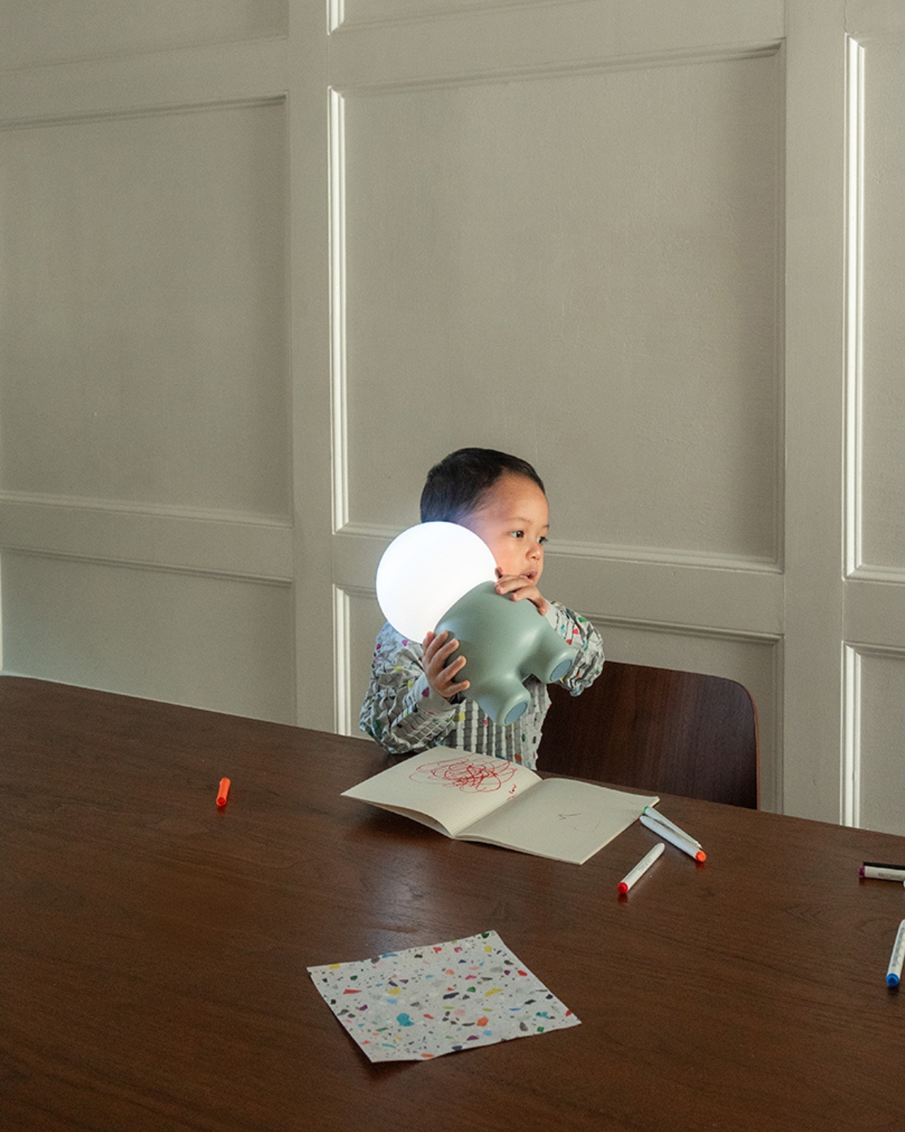 Atmosphere lamp，2026 iF Design Award，Coil Interactive Light，Retro，