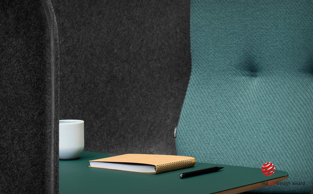 chair，PET plastic，The Form.，Benjamin Hubert，Reprint，