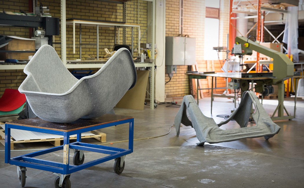 chair，PET plastic，The Form.，Benjamin Hubert，Reprint，