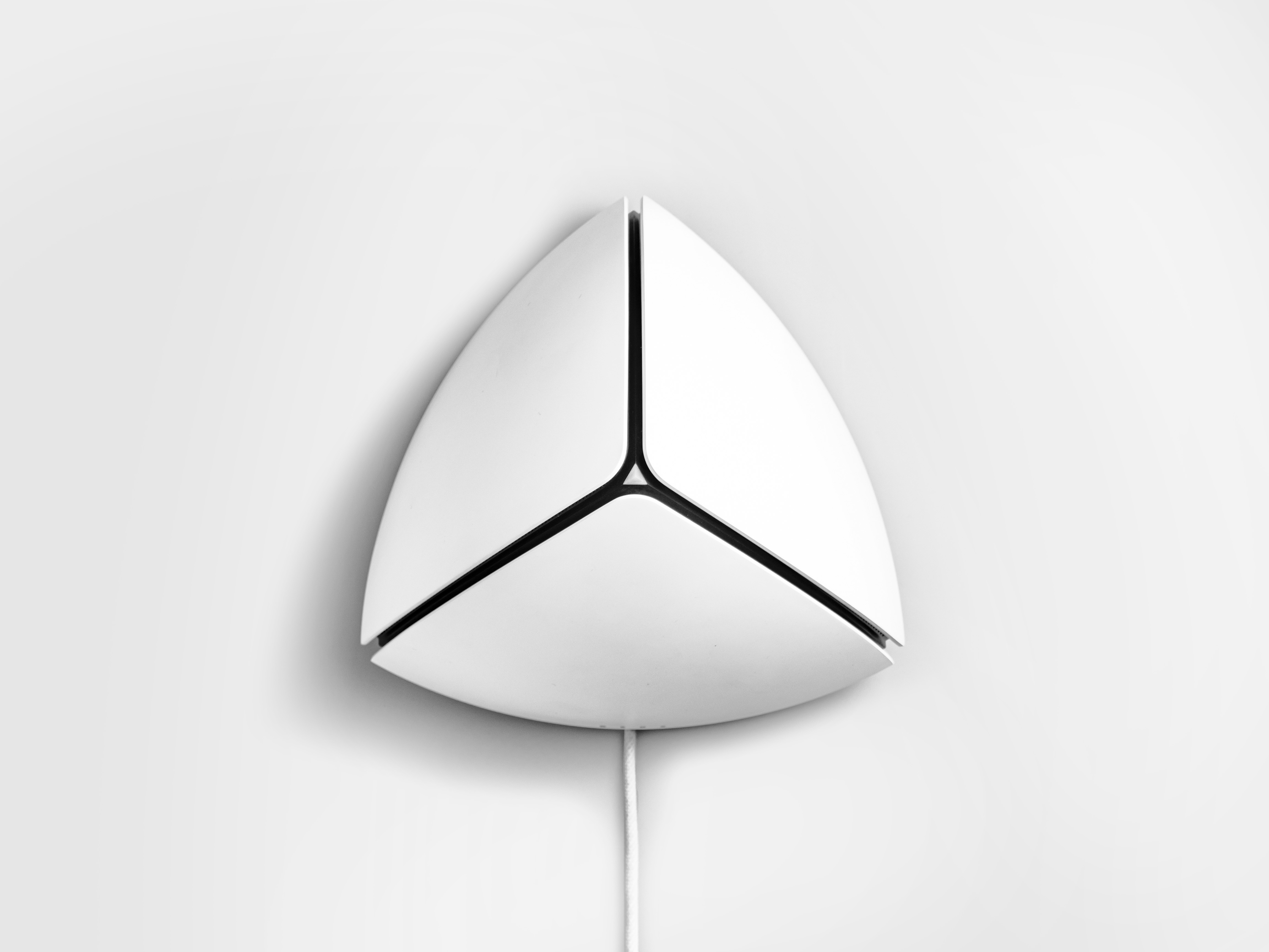 Intelligent products，Router，Red dot award，Better and Better Design Award，