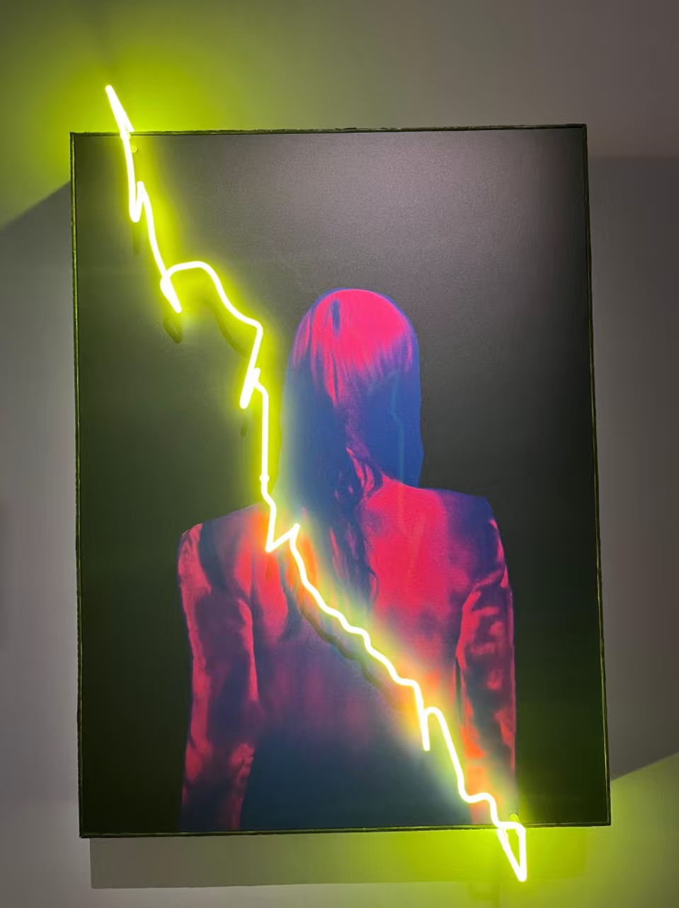 # glass tube neon lights# retro neon sculpture# neon art，