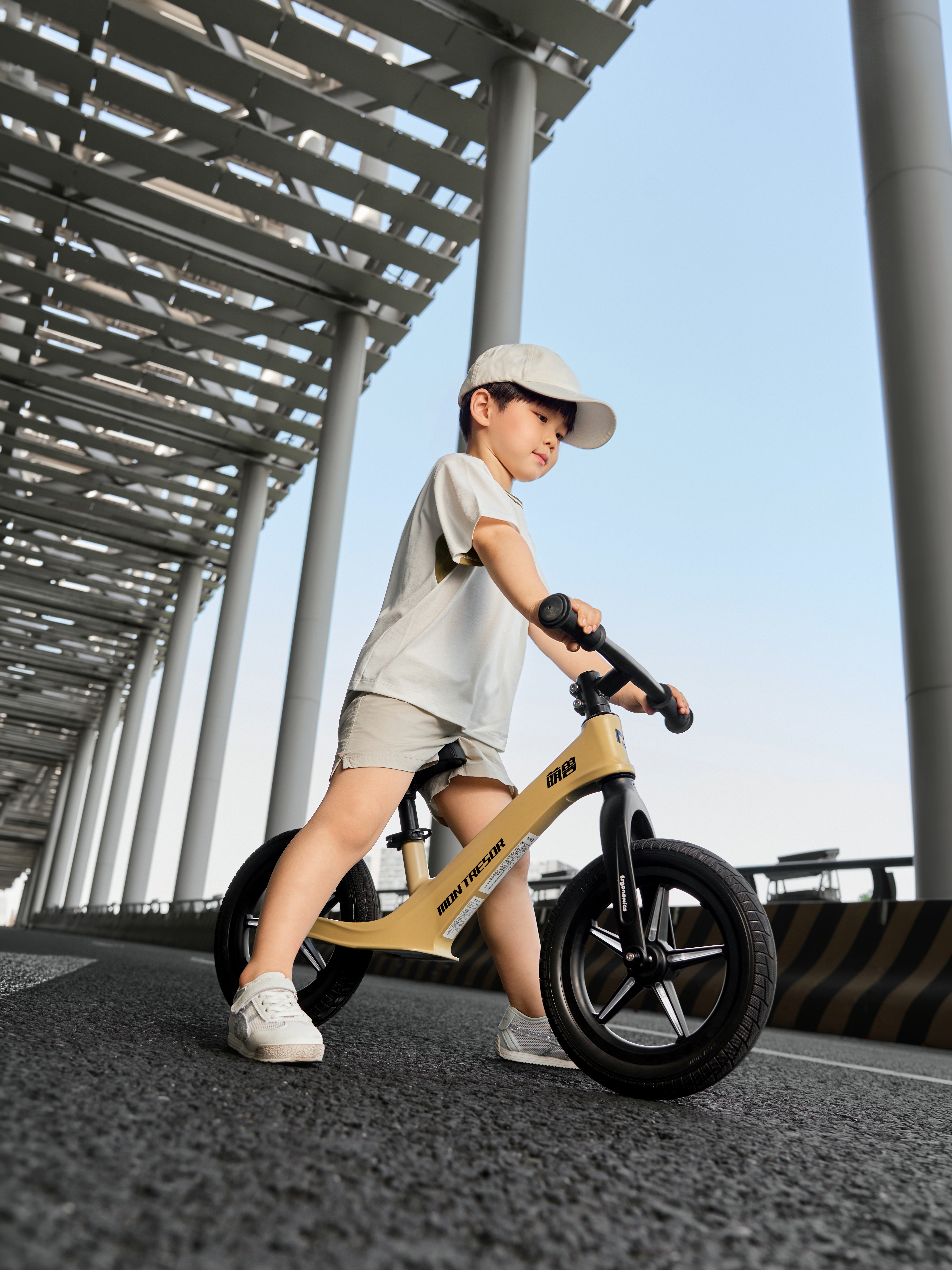 Balance car，Children's products，Stroller，Magnesium alloy balance car，product design，