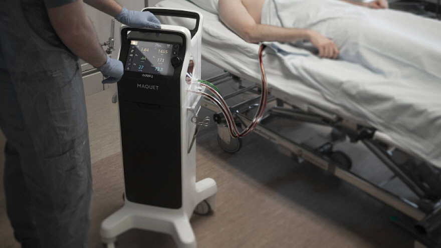 sketch，ECMO，nursing，Small，white，medical care，respiratory failure，Artificial lung，