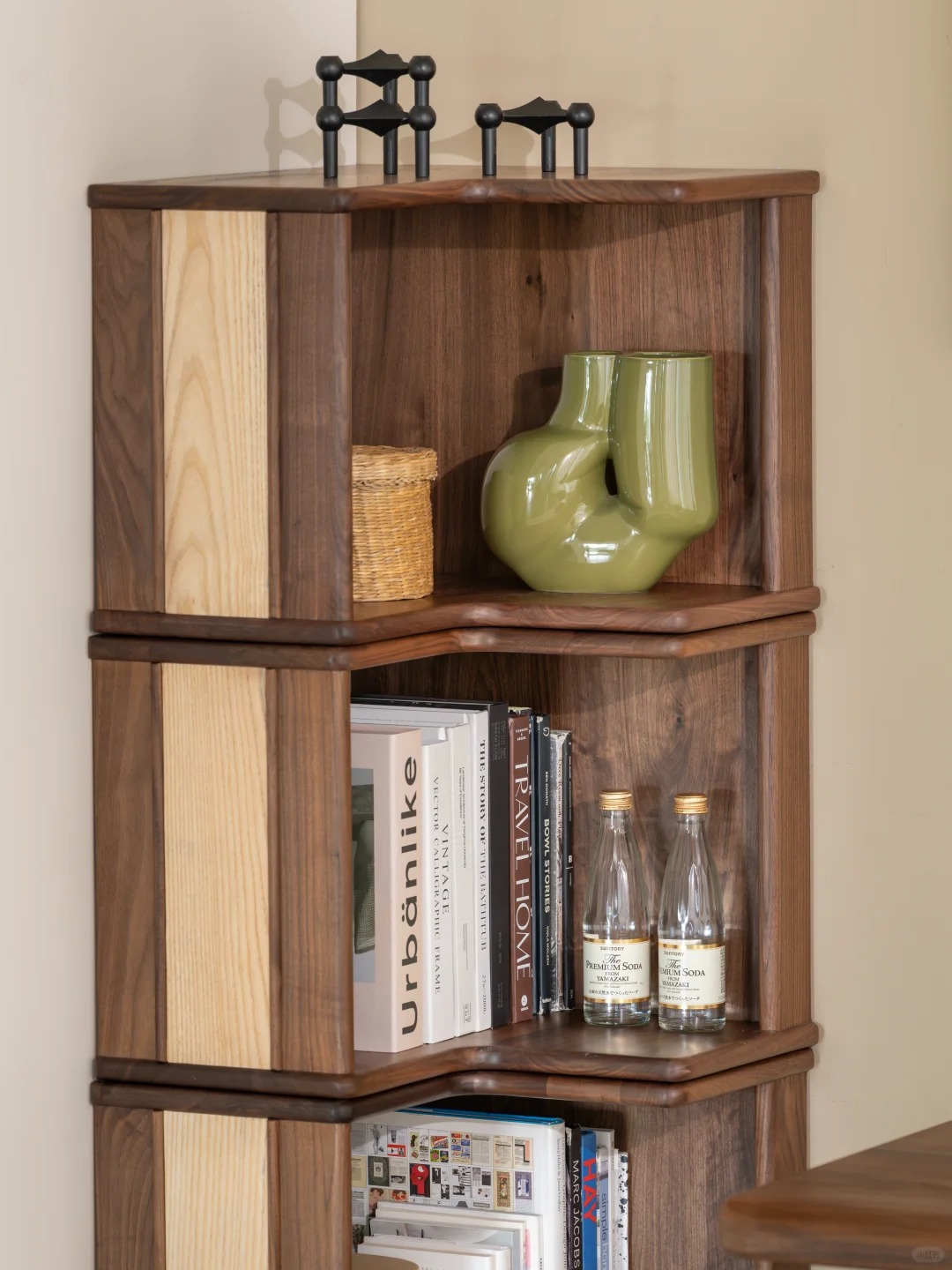 Black walnut furniture，Solid wood furniture，Original design，Residential Furniture，furniture design ，Module cabinet，