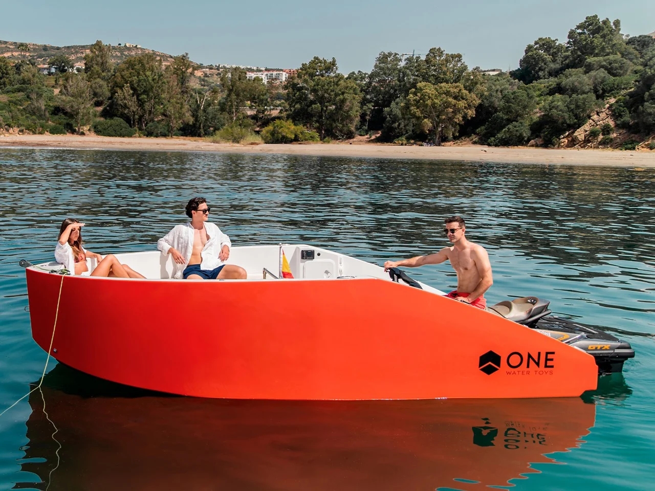 One 16，Multi-functional yacht，vehicle，motorboat，