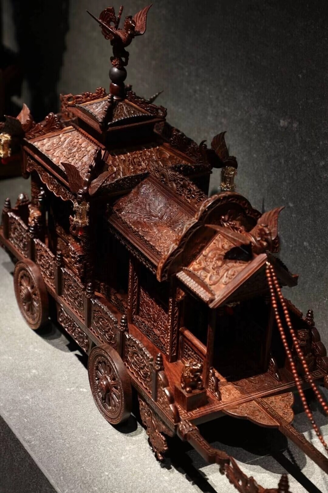 When I was a child's dream carriage sedan chair when I was a child's favorite# mysterious night，
