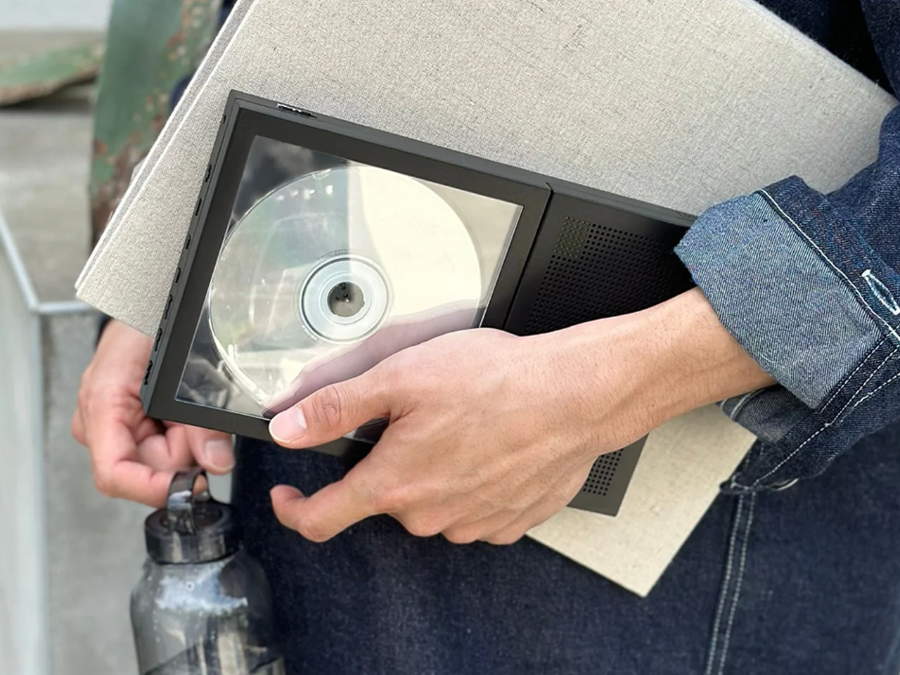 Portable CD Player，Hi-fi，cover design ，Retro Revival，Entity Album，