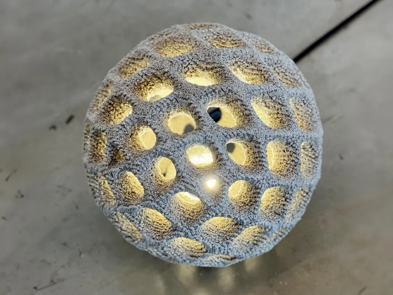 Concrete 3D printing，Outdoor lighting ，Sculptural sense，Sustainable Manufacturing，SPI process，