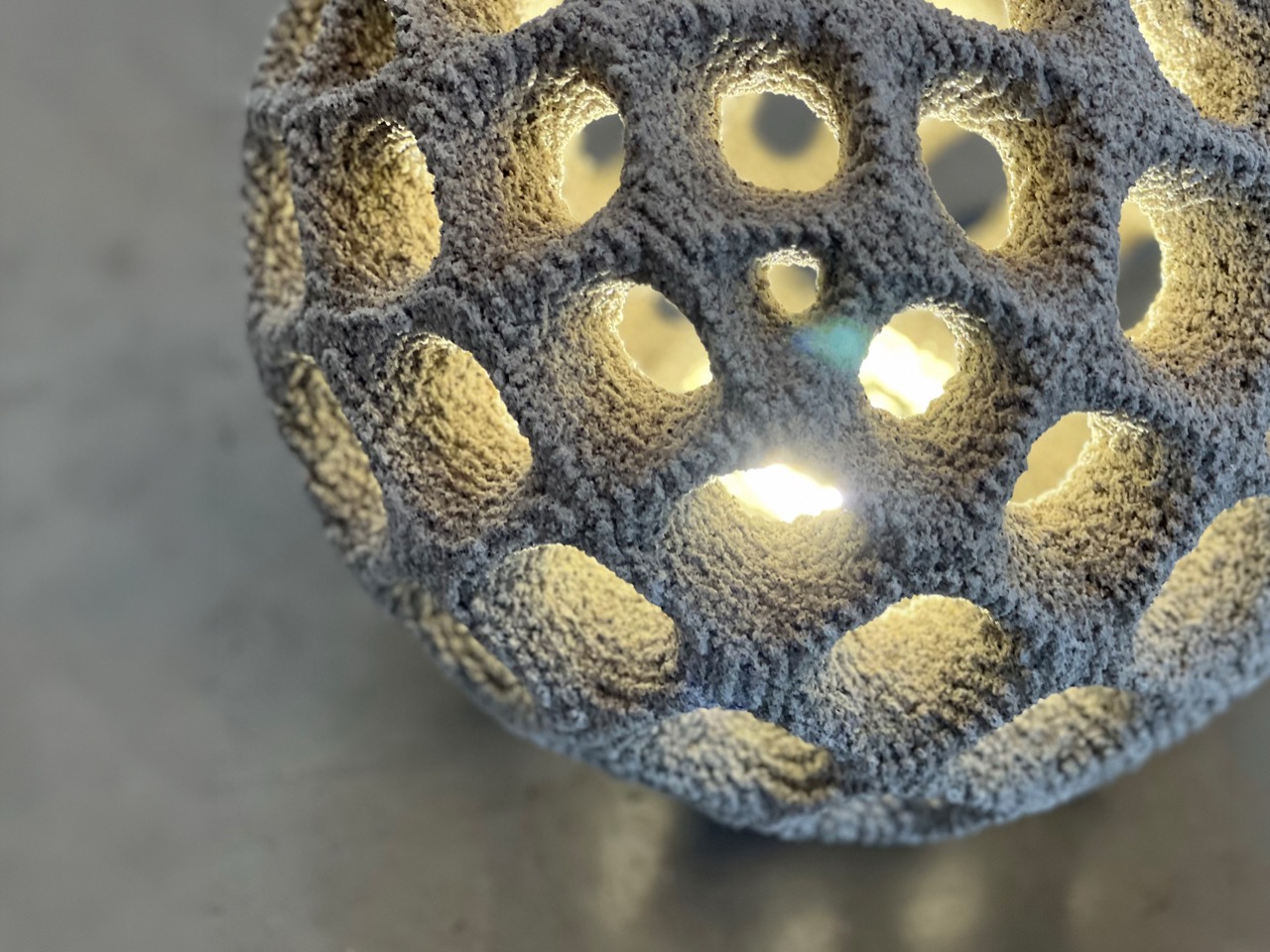 Concrete 3D printing，Outdoor lighting ，Sculptural sense，Sustainable Manufacturing，SPI process，