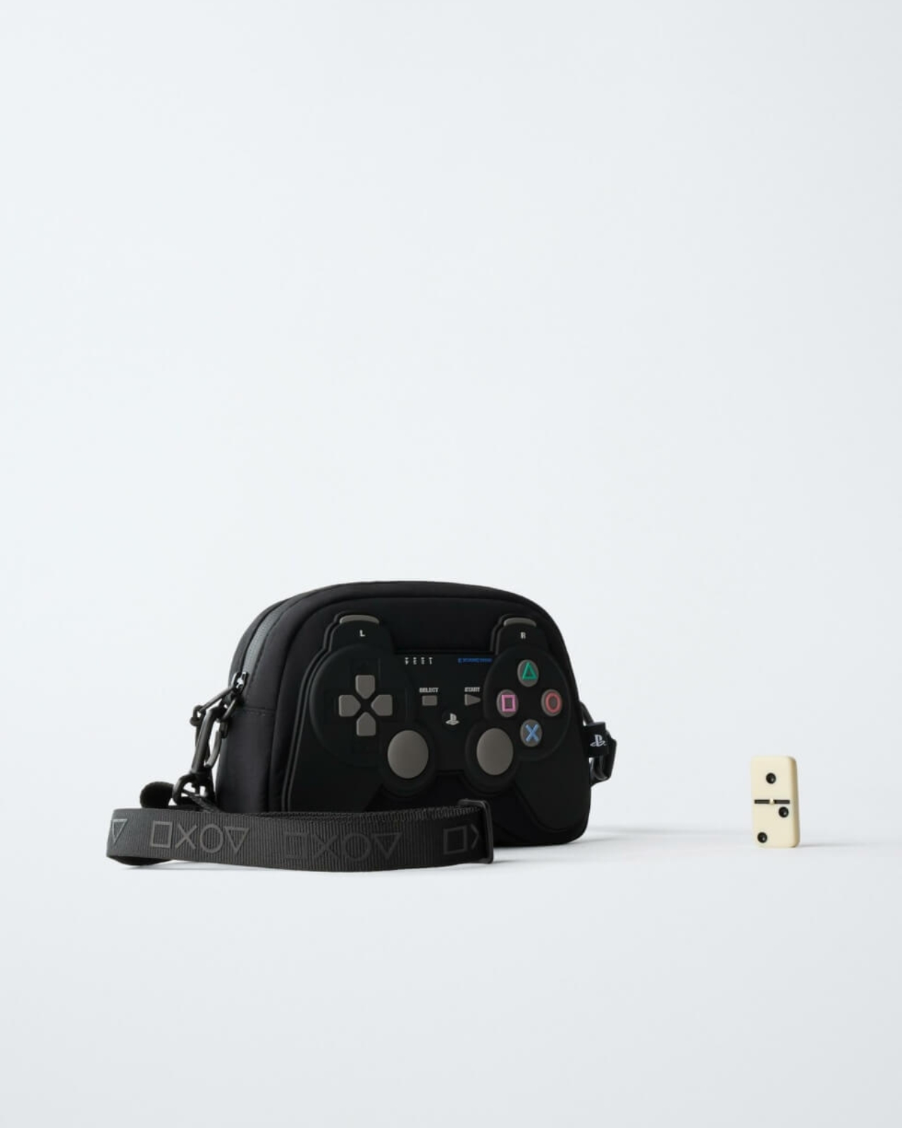 Close，PlayStation，Brand co-name，Game Fashion，Street Wear，