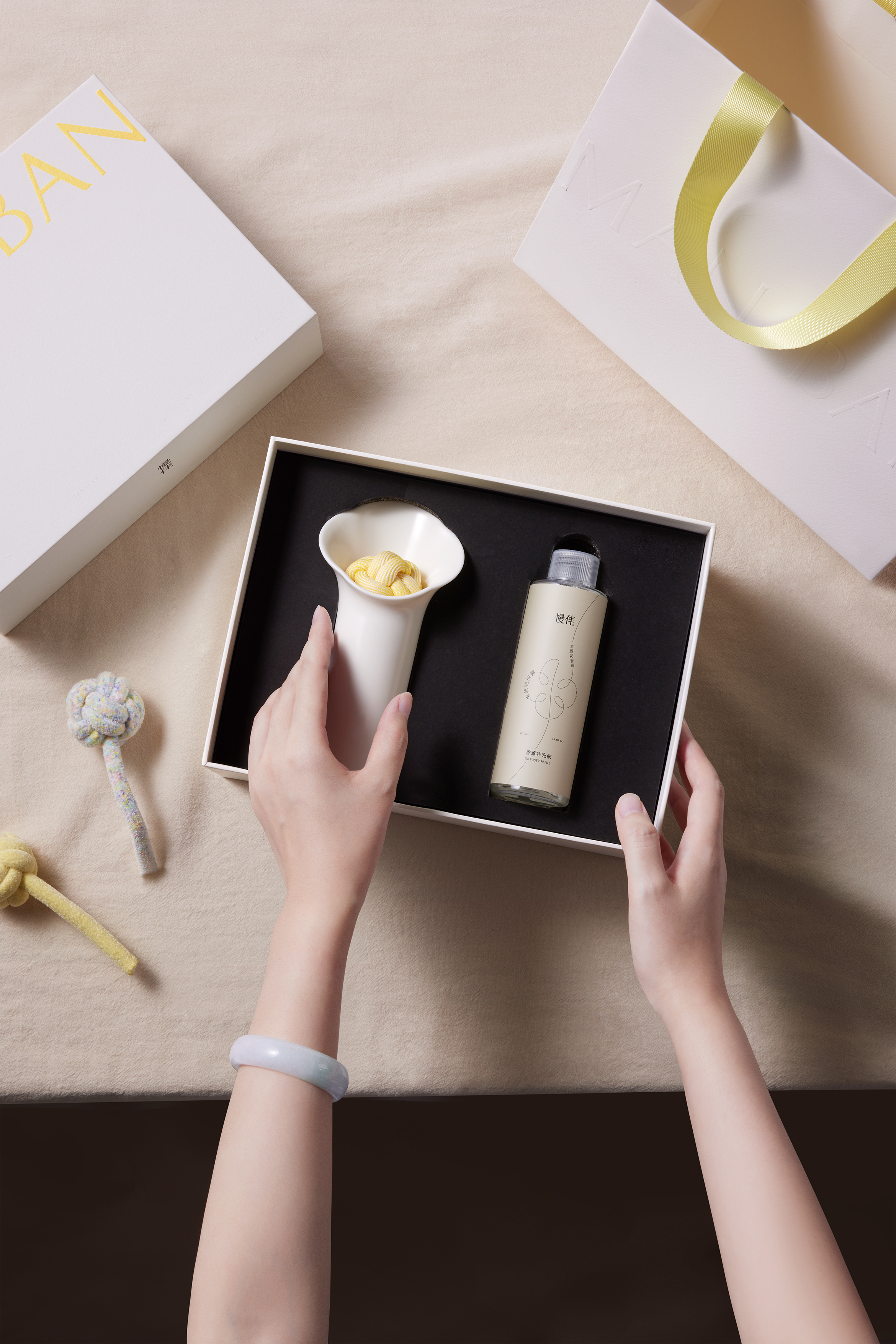 Slow companion-concentric knot without fire aromatherapy，Zero-to-One Design，product design，Brand promotion，industrial design，Photography，