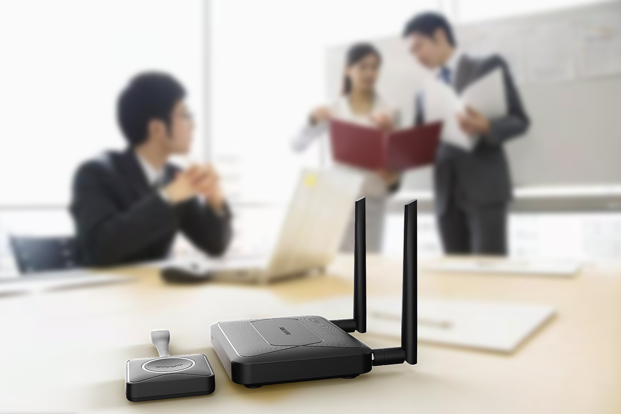 Wireless screen projection，Office Supplies，convenient，practical，concise，
