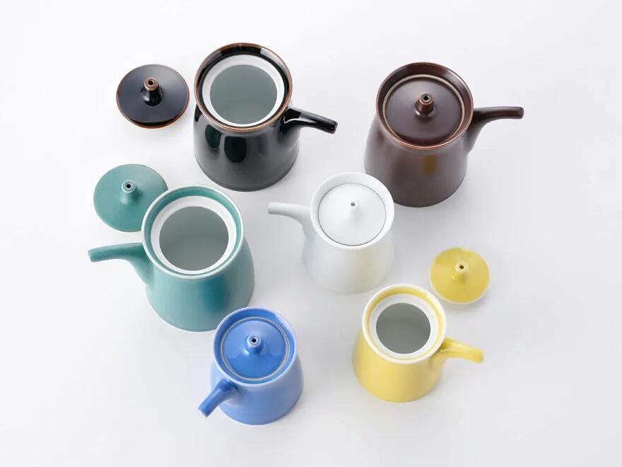 Soy sauce bottle，G type soy sauce bottle，Catering design，Japanese cuisine，Ceramic design，industrial design，White Mountain Pottery，Japanese design，daily good things，Shi Xiaoxi，Good things at the table，Longevity Design，Daily Good Recommendations，Why is this design good?，Kitchen good，Ceramic tableware，Japan excellent design award，product design，
