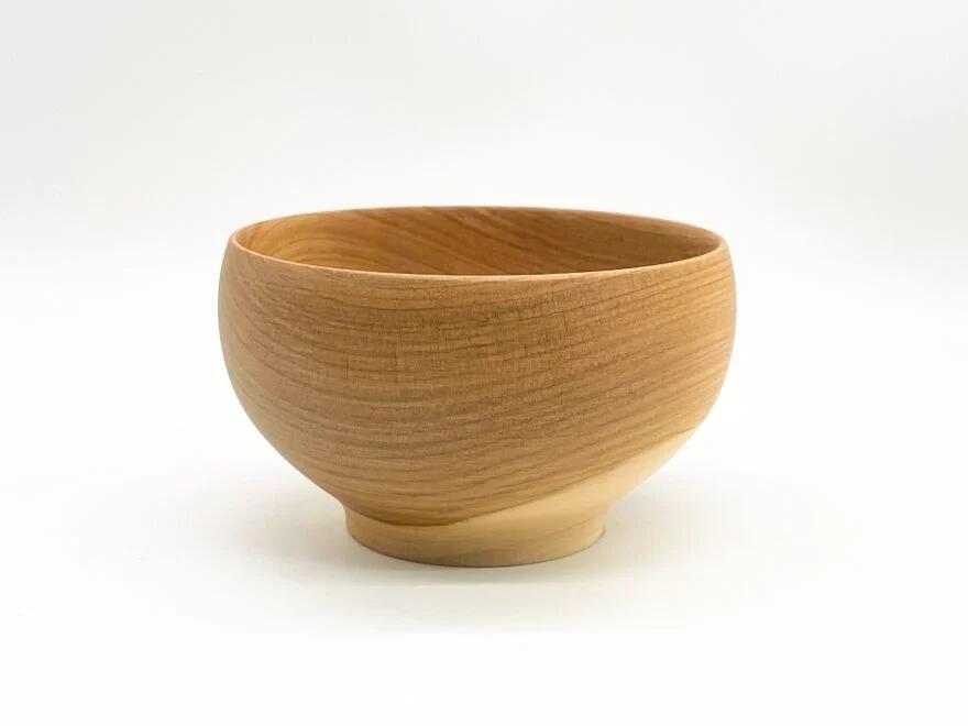 Solid wood tableware，Japanese rice bowl，Catering design，The sense of ritual on the table，industrial design，Oda Hara Wooden，Japanese design，daily good things，100 a good design.，Wooden bowl，Good things at the table，Shi Xiaoxi，Why is this design good?，Daily Good Recommendations，Japan excellent design award，product design，