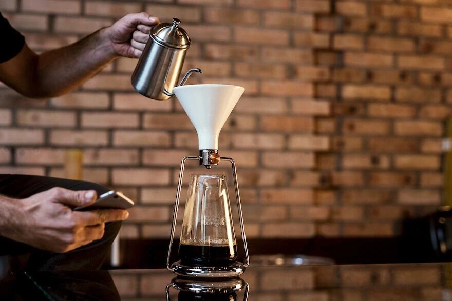 goatstorygina，industrial design，High-value coffee machine，product design，Shi Xiaoxi，Daily good things to share，Japan excellent design award，Smart pour-over coffee maker，Coffee machine，Why is this design good?，