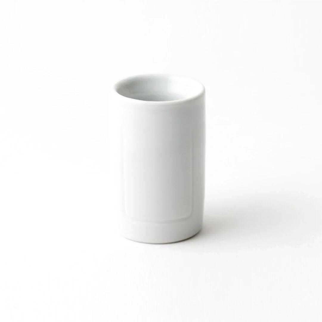 industrial design，product design，Japanese sake，Goblet，Shi Xiaoxi，Clear glass，Japan excellent design award，Wine table culture，Japanese design，Why is this design good?，Life aesthetics，