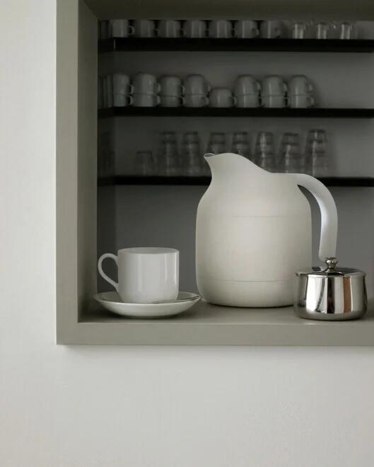 Muji Microwave，Shi Xiaoxi，MUJI Kettle，Muji Fridge，muji，Why is this design good?，Muji refrigerator，Naoto Fukasawa ，MUJI，MUJI rice cooker，Muji Kettle，Japan excellent design award，Japanese design，Life aesthetics，industrial design，product design，Design philosophy，MUJI Kitchen，MUJI rice cooker，