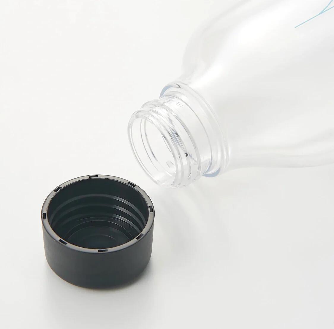 Daily sharing of good things.，industrial design，Sustainable design，product design，MUJI，Shi Xiaoxi，Muji Kettle，Japan excellent design award，Portable kettle，water，Drink more water，Why is this design good?，