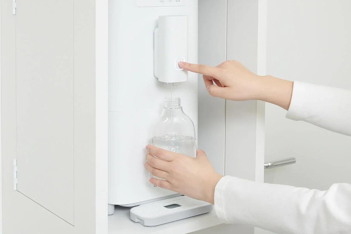Daily sharing of good things.，industrial design，Sustainable design，product design，MUJI，Shi Xiaoxi，Muji Kettle，Japan excellent design award，Portable kettle，water，Drink more water，Why is this design good?，