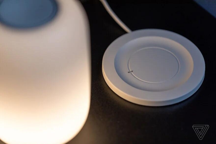 industrial design，product design，Notes Inspiration，Shi Xiaoxi，Japan excellent design award，Digital gadgets that meet each other late，User experience，Why is this design good?，Intelligent lamp，