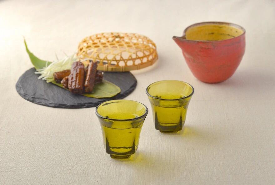industrial design，Wine set，product design，Notes Inspiration，Shi Xiaoxi，Young people's wine delivery list，Clear glass，Japan excellent design award，Clear wine，Why is this design good?，