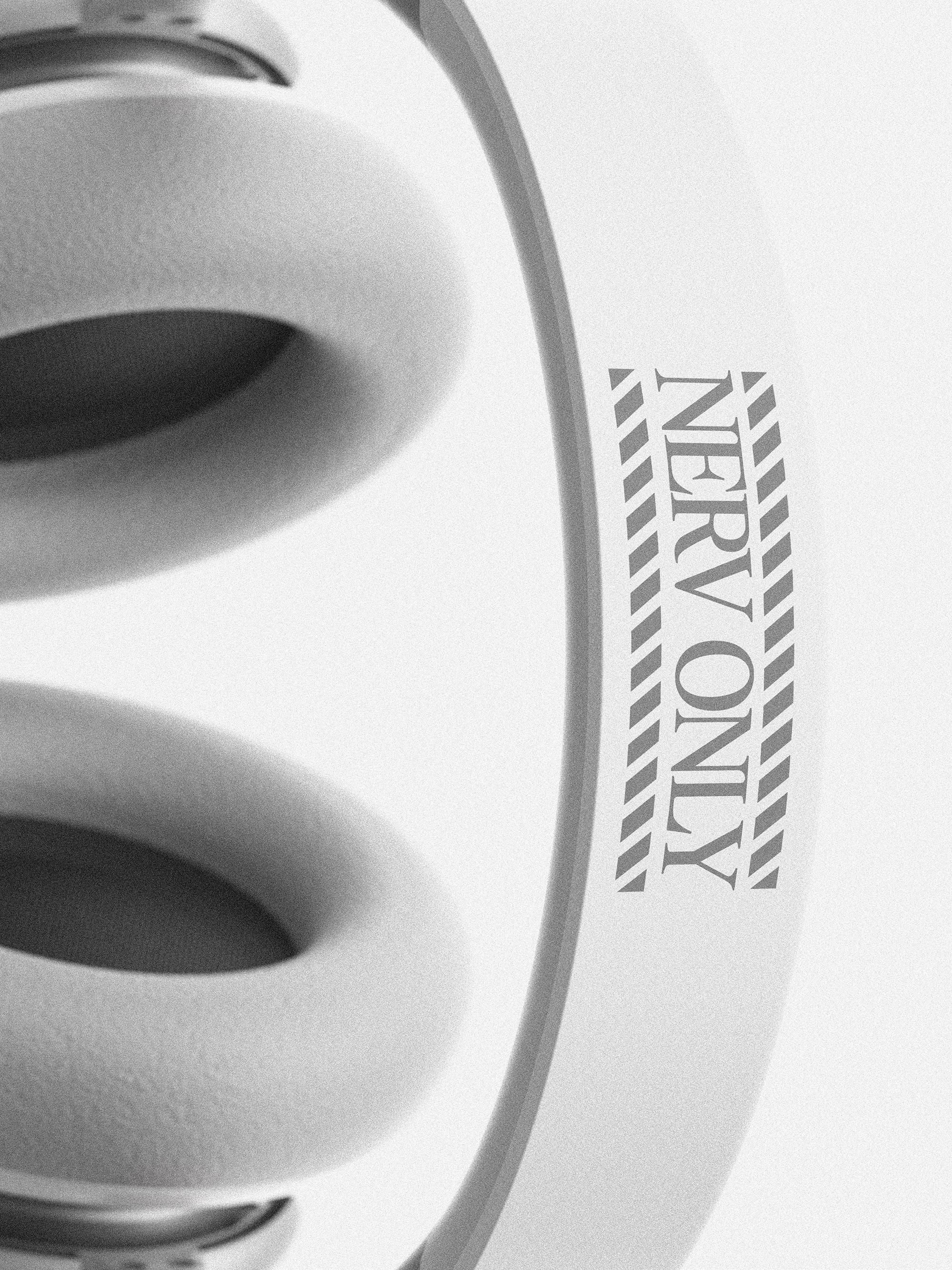dmooster，Big Monster，Headphones，industrial design，Render，jointly，